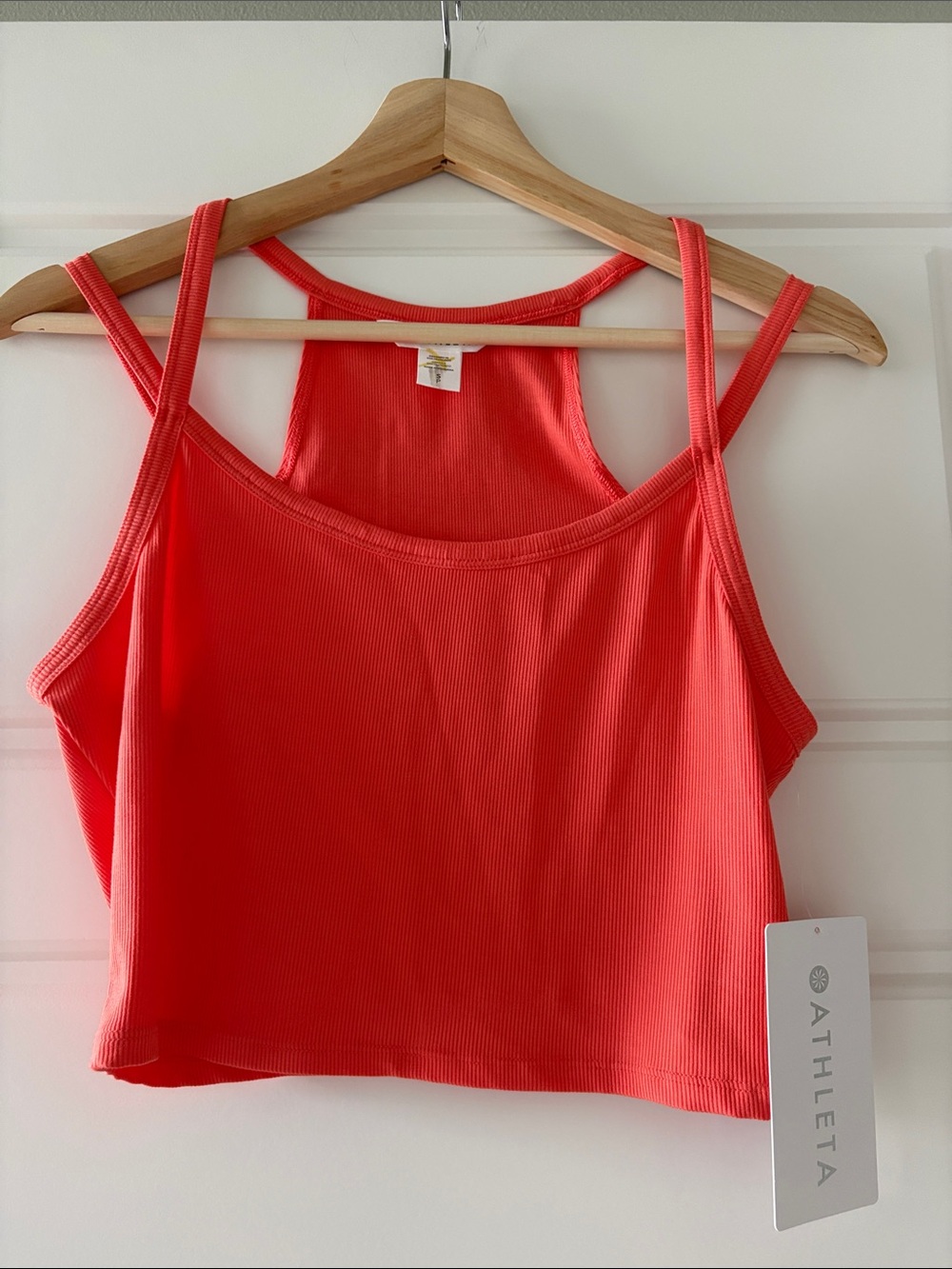 NWT Athleta Signature Rib Wide Binding Crop Tank in Coral Size Small